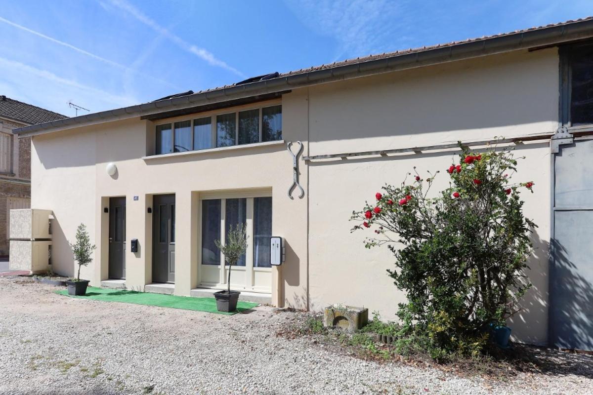 Apartmán La Belle Prise Matougues Exteriér fotografie